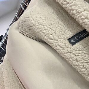 Columbia Women's Cream Backpack